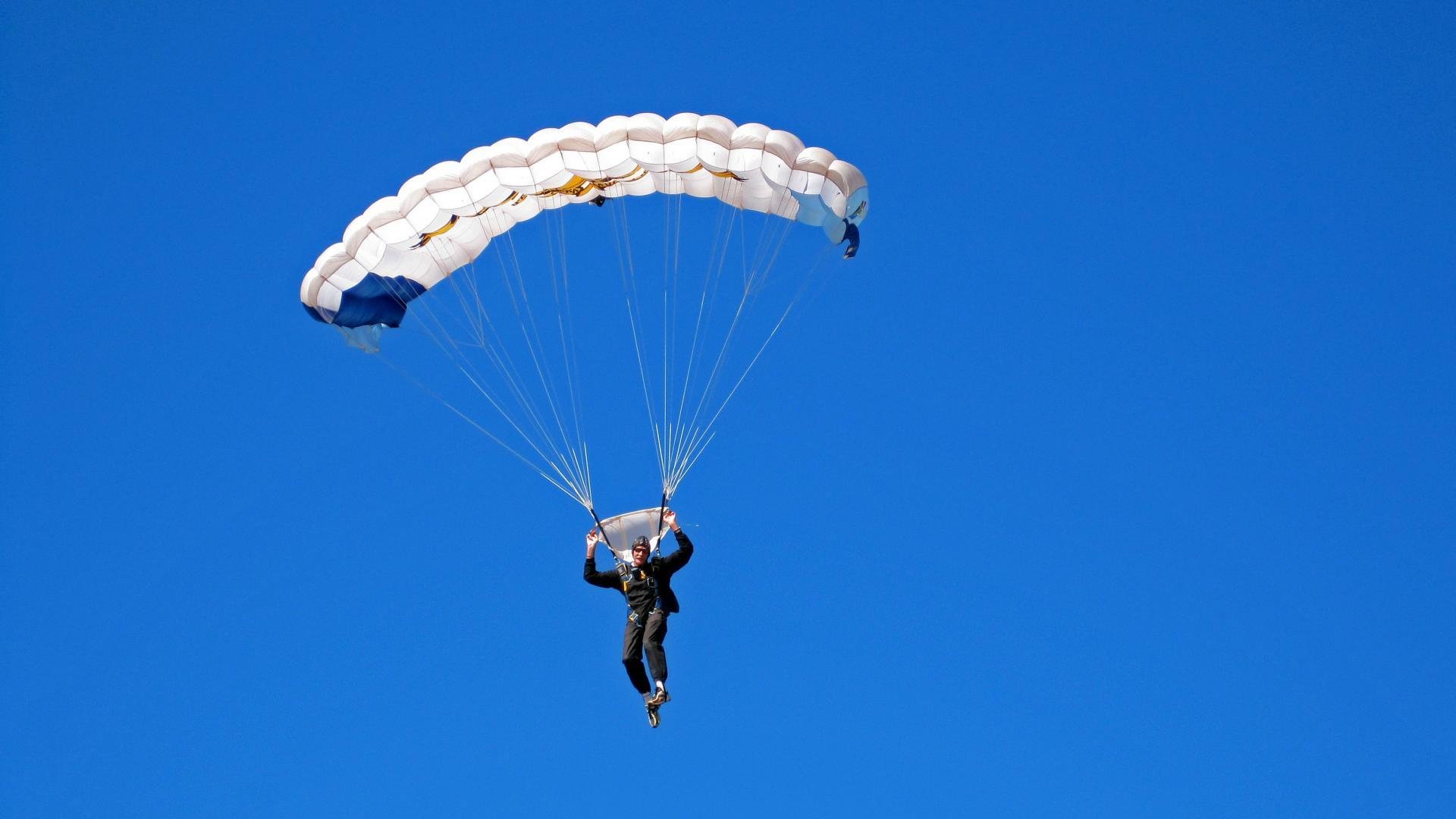 塞尔·拉恩:迅猛的速度和突破能力,让他成为全黑队进攻的杀手锏